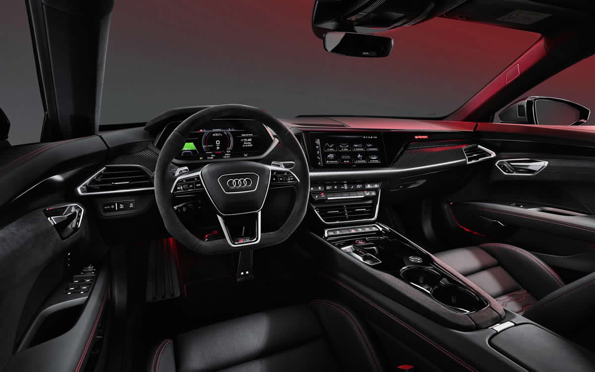 amf_audi-etron_cockpit