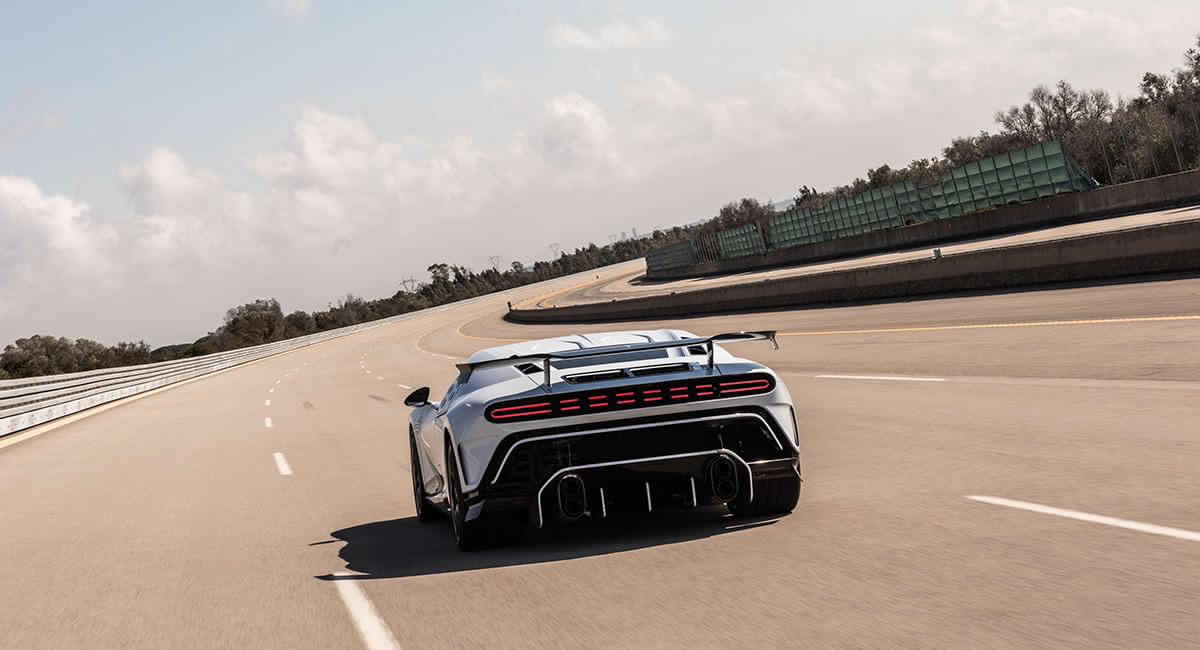 amf_bugatti_centodieci_back