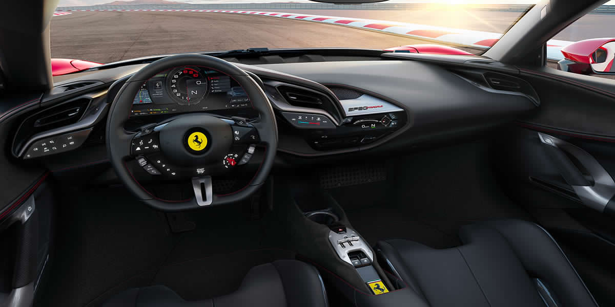 amf_ferrari_sf90stradale_driverseat