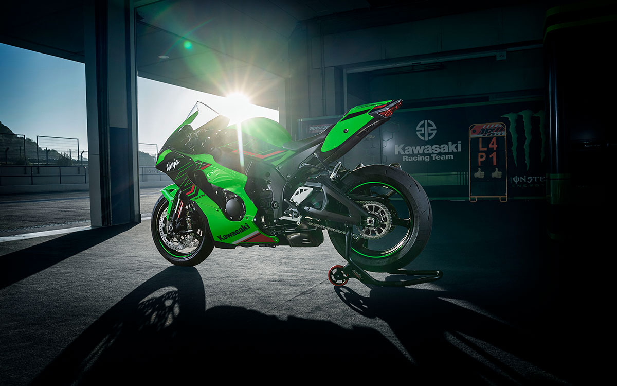 amf_kawa_ninja_ZX-10R_box