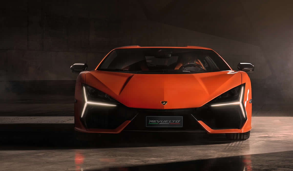 amf_lamborghini_revuelto_front