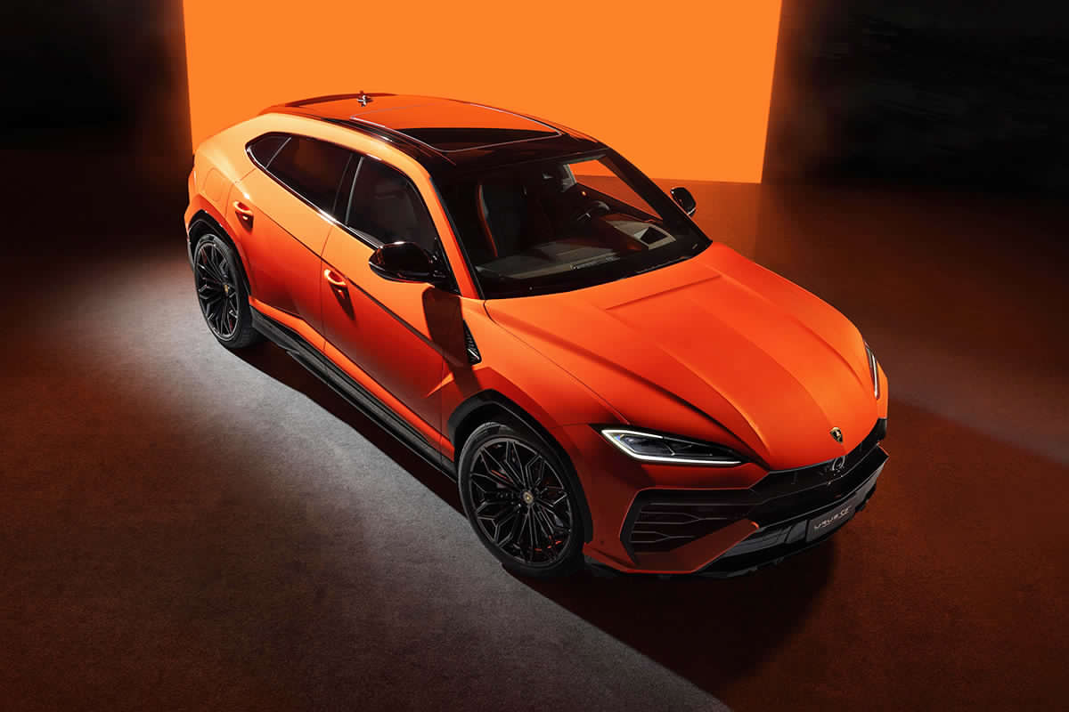 amf_lamborghini_urus_se_34top