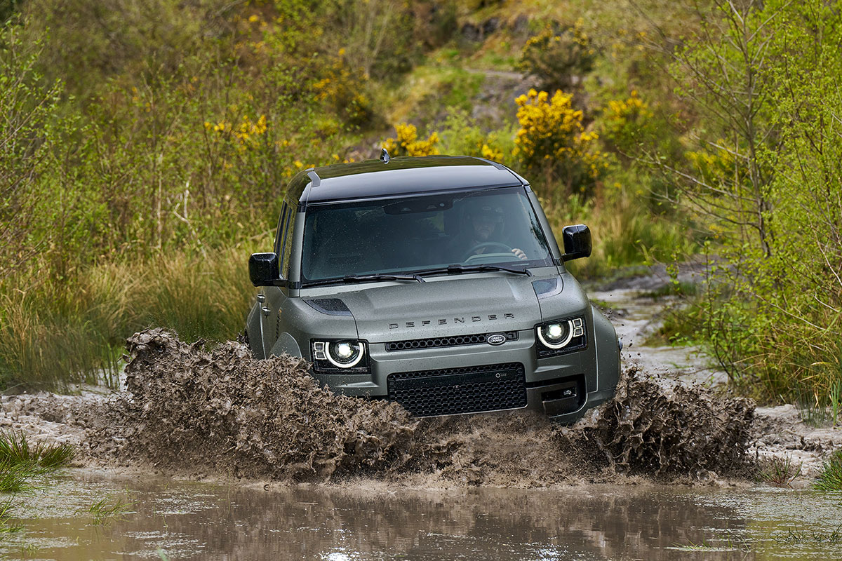 Land Rover Defender OCTA 110