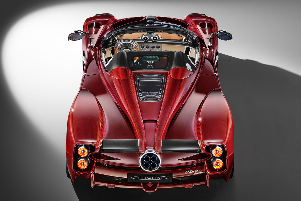 amf_pagani_utopia_roadster_topback