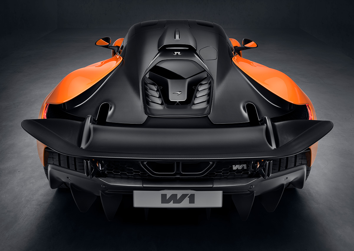 amf_mclaren_w1_back