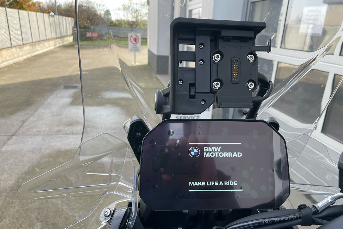 amf_bmw_gsadv_cockpit