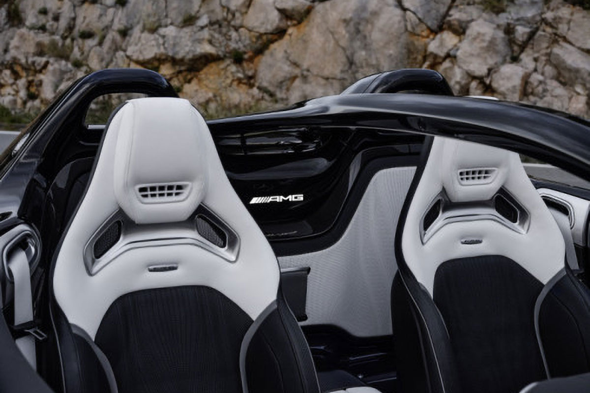 amf_mb_amg_purespeed_interni